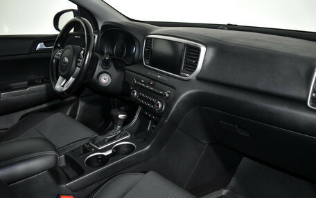 KIA Sportage IV рестайлинг, 2021 год, 2 385 000 рублей, 14 фотография