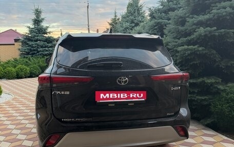 Toyota Highlander, 2026 год, 5 500 000 рублей, 3 фотография
