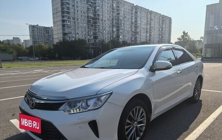 Toyota Camry, 2017 год, 2 499 000 рублей, 2 фотография