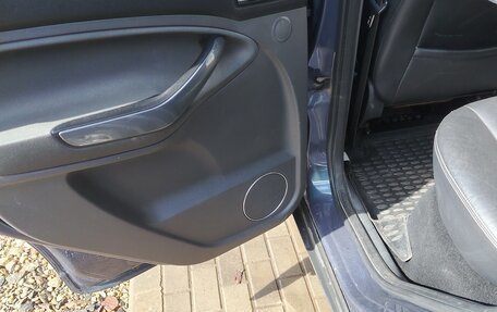 Ford Kuga III, 2011 год, 750 000 рублей, 9 фотография