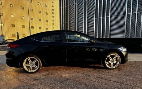 Hyundai Elantra VI рестайлинг, 2016 год, 1 690 000 рублей, 2 фотография