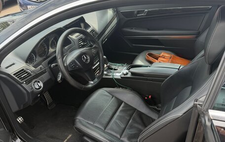 Mercedes-Benz E-Класс, 2011 год, 1 600 000 рублей, 4 фотография