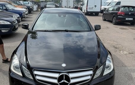 Mercedes-Benz E-Класс, 2011 год, 1 600 000 рублей, 1 фотография