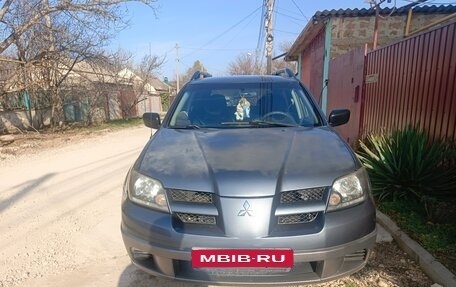 Mitsubishi Outlander III рестайлинг 3, 2003 год, 600 000 рублей, 3 фотография