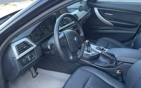 BMW 3 серия, 2017 год, 1 800 000 рублей, 9 фотография