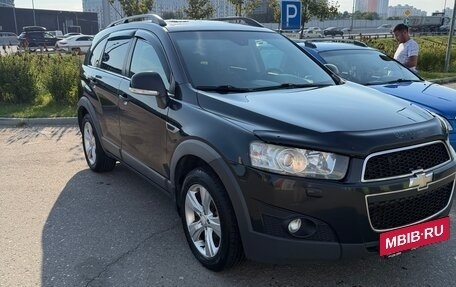 Chevrolet Captiva I, 2013 год, 1 295 000 рублей, 2 фотография