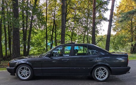 BMW 5 серия, 1989 год, 920 000 рублей, 7 фотография