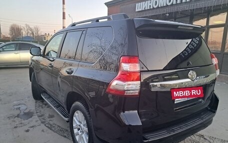 Toyota Land Cruiser Prado 150 рестайлинг 2, 2015 год, 3 200 000 рублей, 5 фотография