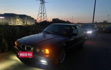 BMW 5 серия, 1989 год, 920 000 рублей, 25 фотография