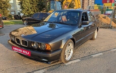 BMW 5 серия, 1989 год, 920 000 рублей, 21 фотография