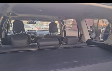 Toyota Land Cruiser Prado 150 рестайлинг 2, 2015 год, 3 200 000 рублей, 20 фотография
