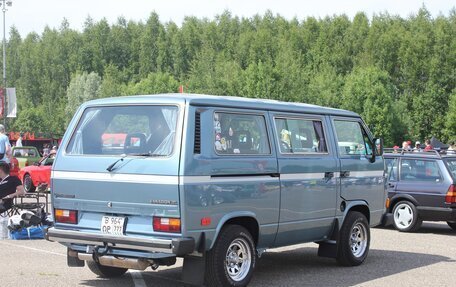 Volkswagen Caravelle T3, 1985 год, 2 100 000 рублей, 9 фотография