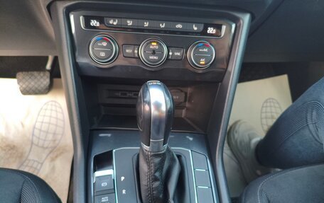Volkswagen Tiguan II, 2018 год, 1 720 000 рублей, 7 фотография