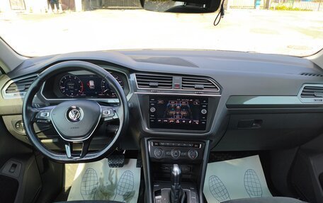 Volkswagen Tiguan II, 2018 год, 1 720 000 рублей, 9 фотография