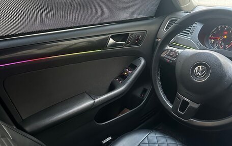 Volkswagen Jetta VI, 2012 год, 950 000 рублей, 6 фотография