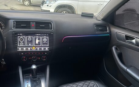 Volkswagen Jetta VI, 2012 год, 950 000 рублей, 8 фотография