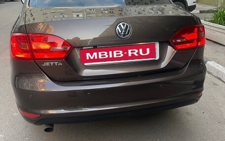 Volkswagen Jetta VI, 2012 год, 950 000 рублей, 9 фотография