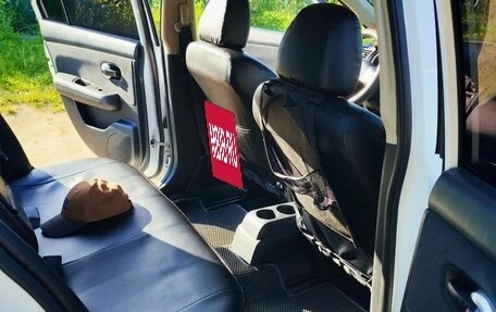 Nissan Tiida, 2012 год, 660 000 рублей, 4 фотография
