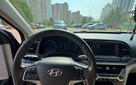 Hyundai Elantra VI рестайлинг, 2016 год, 1 200 000 рублей, 12 фотография