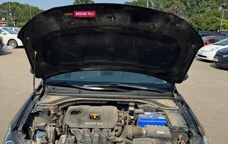 Hyundai Elantra VI рестайлинг, 2016 год, 1 200 000 рублей, 11 фотография