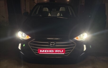 Hyundai Elantra VI рестайлинг, 2016 год, 1 200 000 рублей, 20 фотография