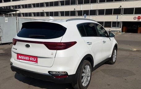 KIA Sportage IV рестайлинг, 2019 год, 2 400 000 рублей, 6 фотография