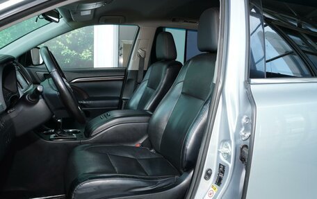 Toyota Highlander III, 2014 год, 2 547 000 рублей, 10 фотография