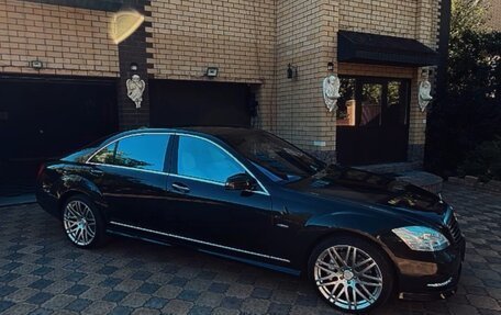 Mercedes-Benz S-Класс, 2011 год, 5 500 000 рублей, 3 фотография