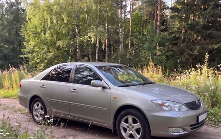 Toyota Camry V40, 2005 год, 800 000 рублей, 1 фотография