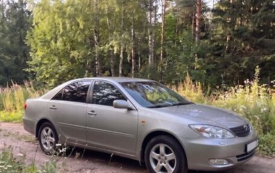 Toyota Camry V40, 2005 год, 800 000 рублей, 1 фотография