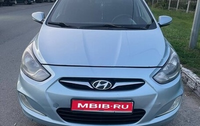 Hyundai Solaris II рестайлинг, 2011 год, 700 000 рублей, 1 фотография