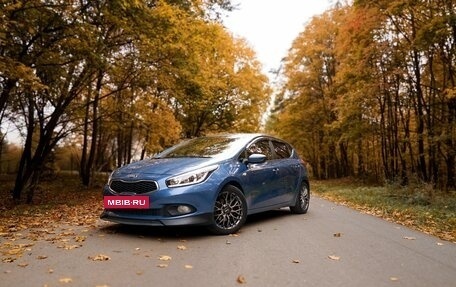KIA cee'd III, 2014 год, 999 999 рублей, 2 фотография