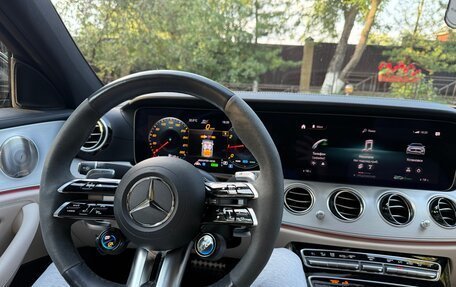 Mercedes-Benz E-Класс AMG, 2023 год, 11 000 000 рублей, 5 фотография