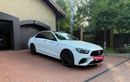 Mercedes-Benz E-Класс AMG, 2023 год, 11 000 000 рублей, 2 фотография