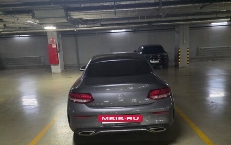 Mercedes-Benz C-Класс, 2019 год, 3 750 000 рублей, 3 фотография