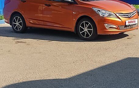 Hyundai Solaris II рестайлинг, 2014 год, 650 000 рублей, 11 фотография