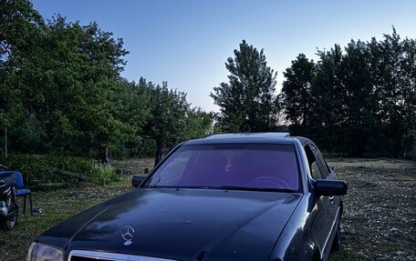 Mercedes-Benz E-Класс, 1996 год, 200 000 рублей, 2 фотография