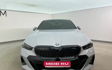 BMW 5 серия, 2025 год, 9 300 000 рублей, 3 фотография