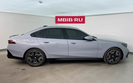 BMW 5 серия, 2025 год, 9 300 000 рублей, 7 фотография
