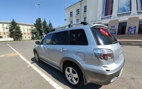 Mitsubishi Outlander III рестайлинг 3, 2005 год, 700 000 рублей, 3 фотография