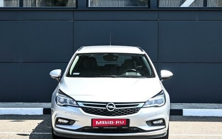 Opel Astra K, 2018 год, 1 378 000 рублей, 3 фотография