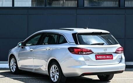 Opel Astra K, 2018 год, 1 378 000 рублей, 2 фотография
