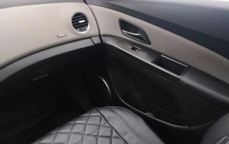 Chevrolet Cruze II, 2011 год, 630 000 рублей, 9 фотография
