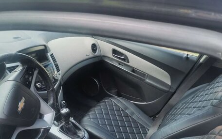 Chevrolet Cruze II, 2011 год, 630 000 рублей, 3 фотография