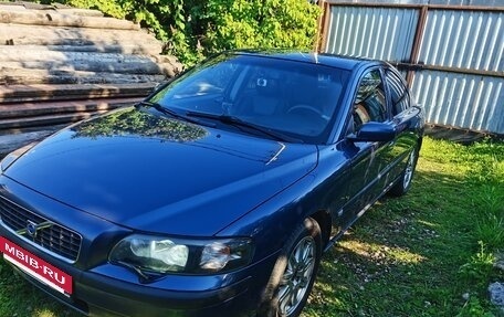 Volvo S60 III, 2003 год, 700 000 рублей, 2 фотография