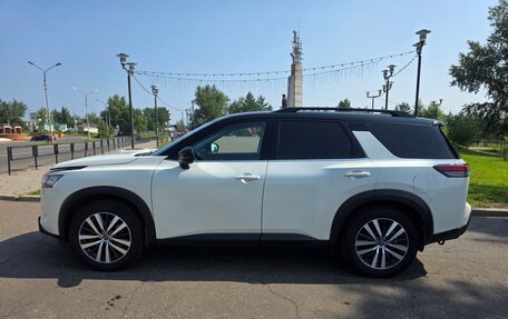 Nissan Pathfinder, 2021 год, 5 000 000 рублей, 4 фотография