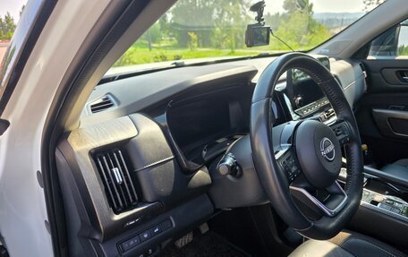 Nissan Pathfinder, 2021 год, 5 000 000 рублей, 13 фотография