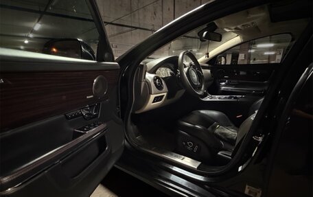 Jaguar XJ IV (X351), 2010 год, 1 799 999 рублей, 5 фотография