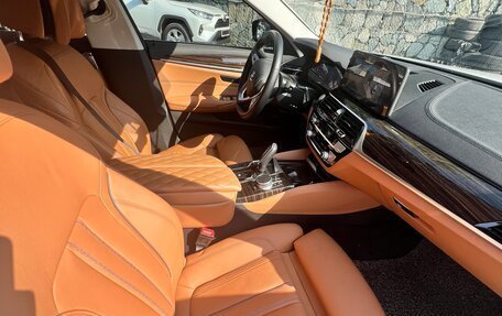 BMW 5 серия, 2021 год, 4 000 000 рублей, 13 фотография