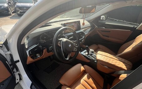 BMW 5 серия, 2021 год, 4 000 000 рублей, 10 фотография